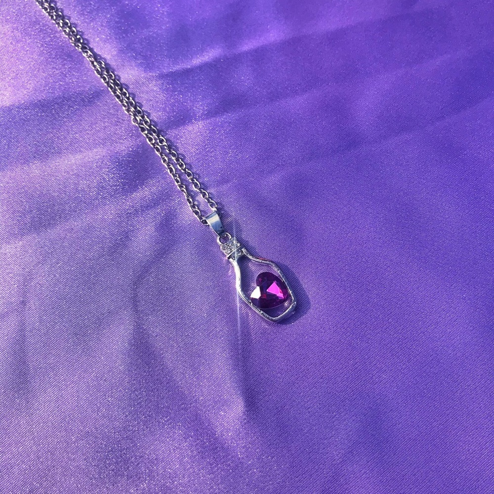 Bottle necklace in Purple
